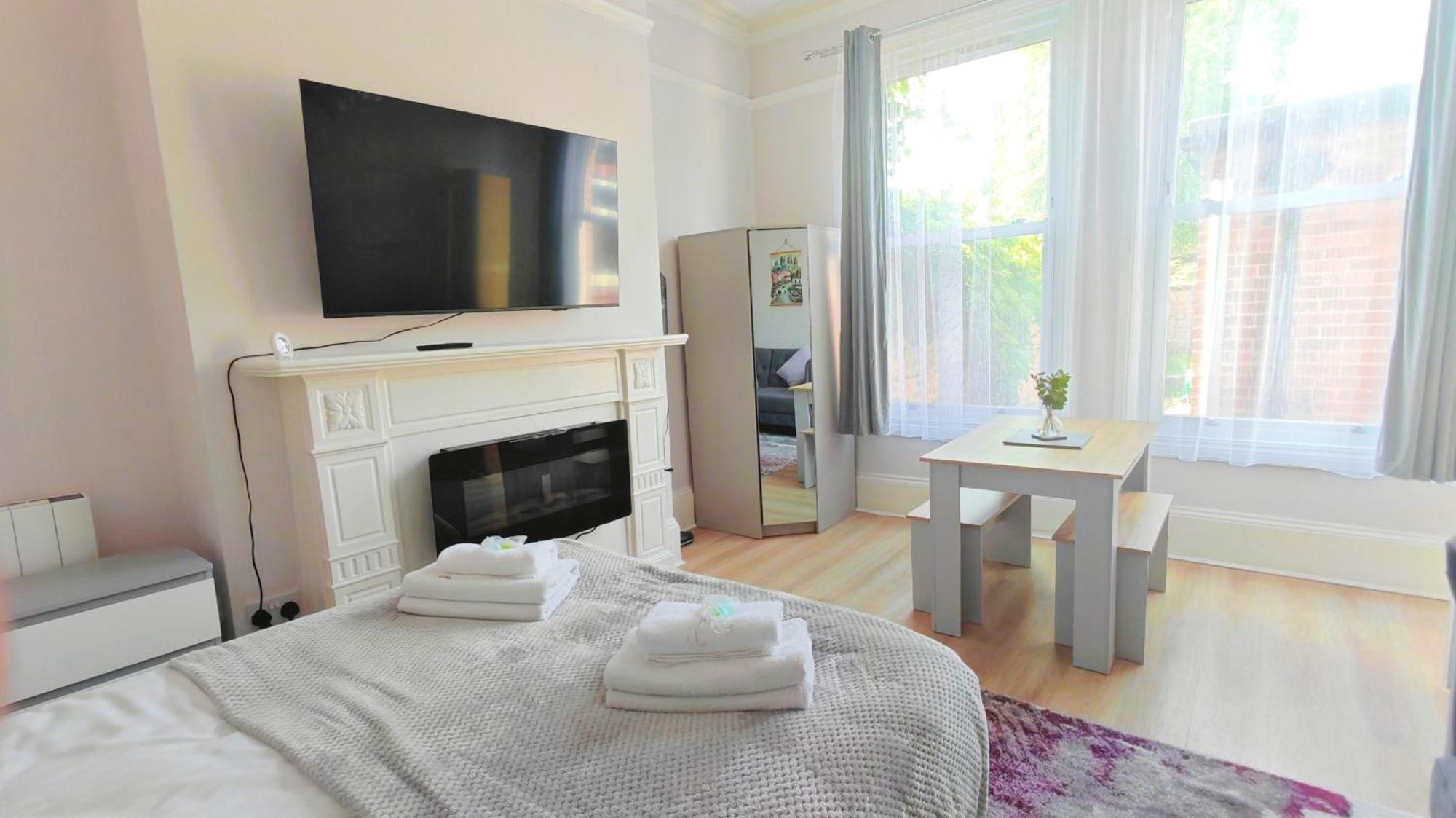 Stylish York Studio מראה חיצוני תמונה